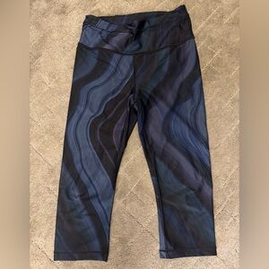 Athleta Accelerate Geode Crop Leggings - Black and Blue, sz. S